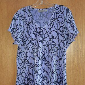 Woman's Short Sleeve Top/Blouse